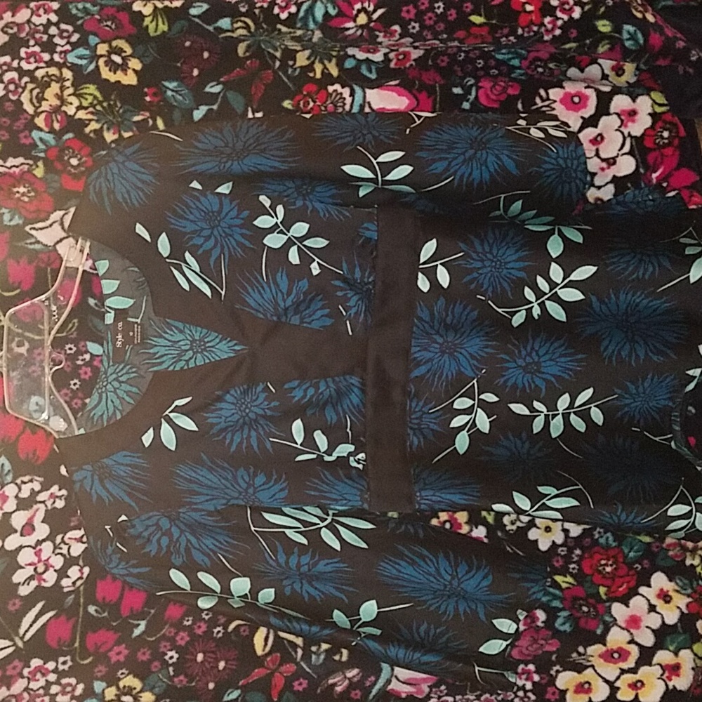 Japanese style floral shirt size 10